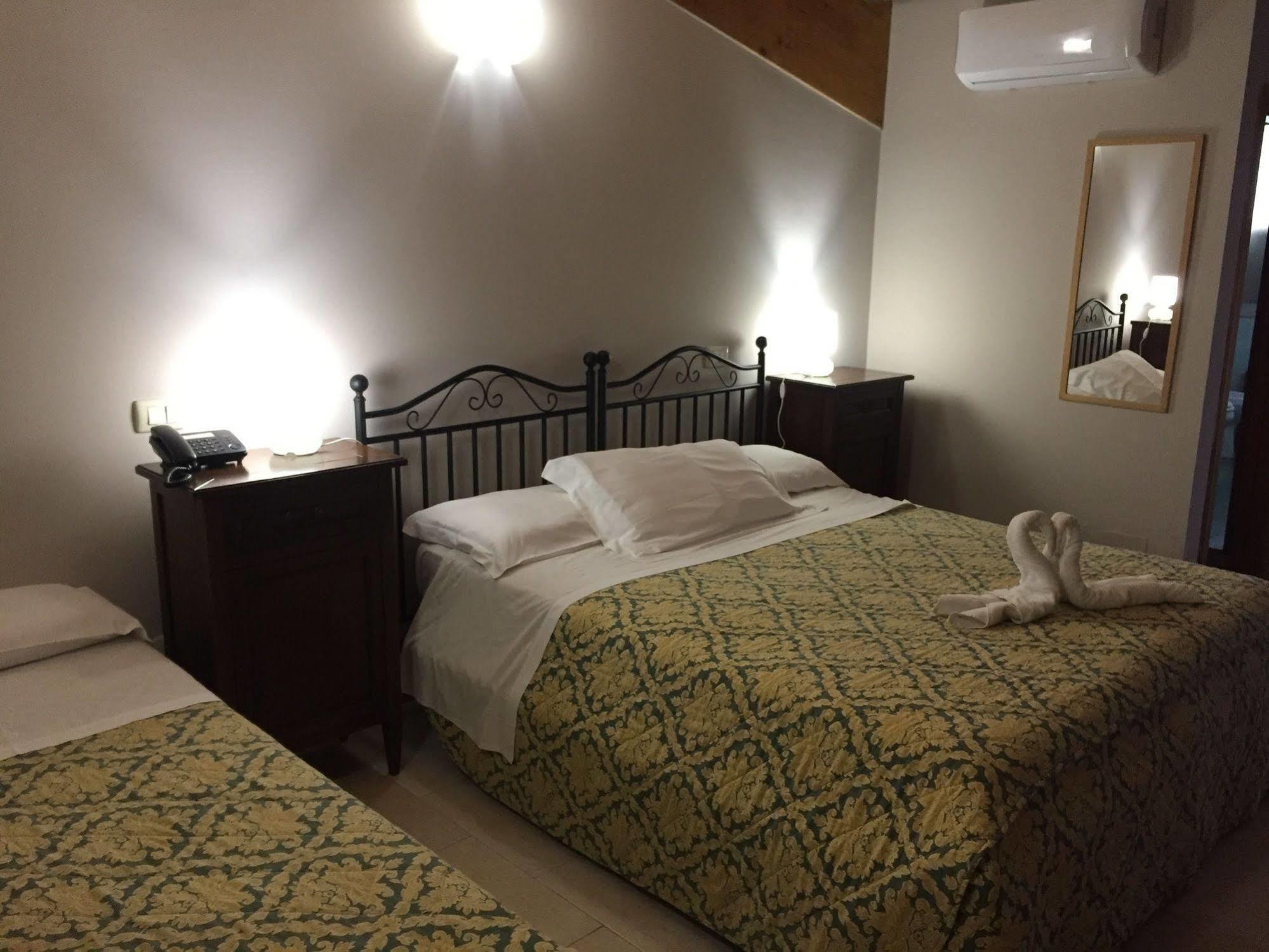 Villa Fermata Spuligni à Zafferana Etnea Extérieur photo
